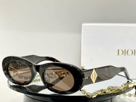 Picture of Dior Sunglasses _SKUfw53761090fw